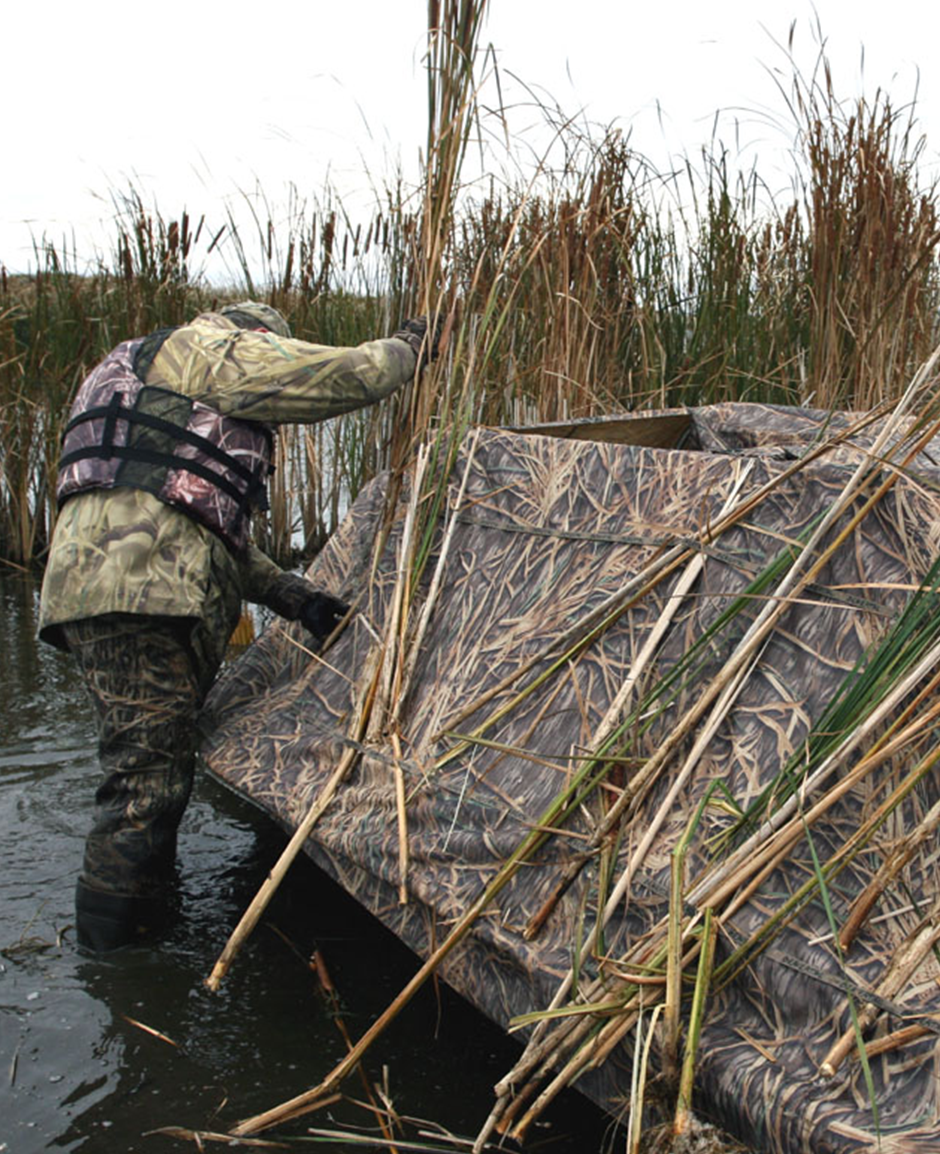 How to grass up your duck boat blind